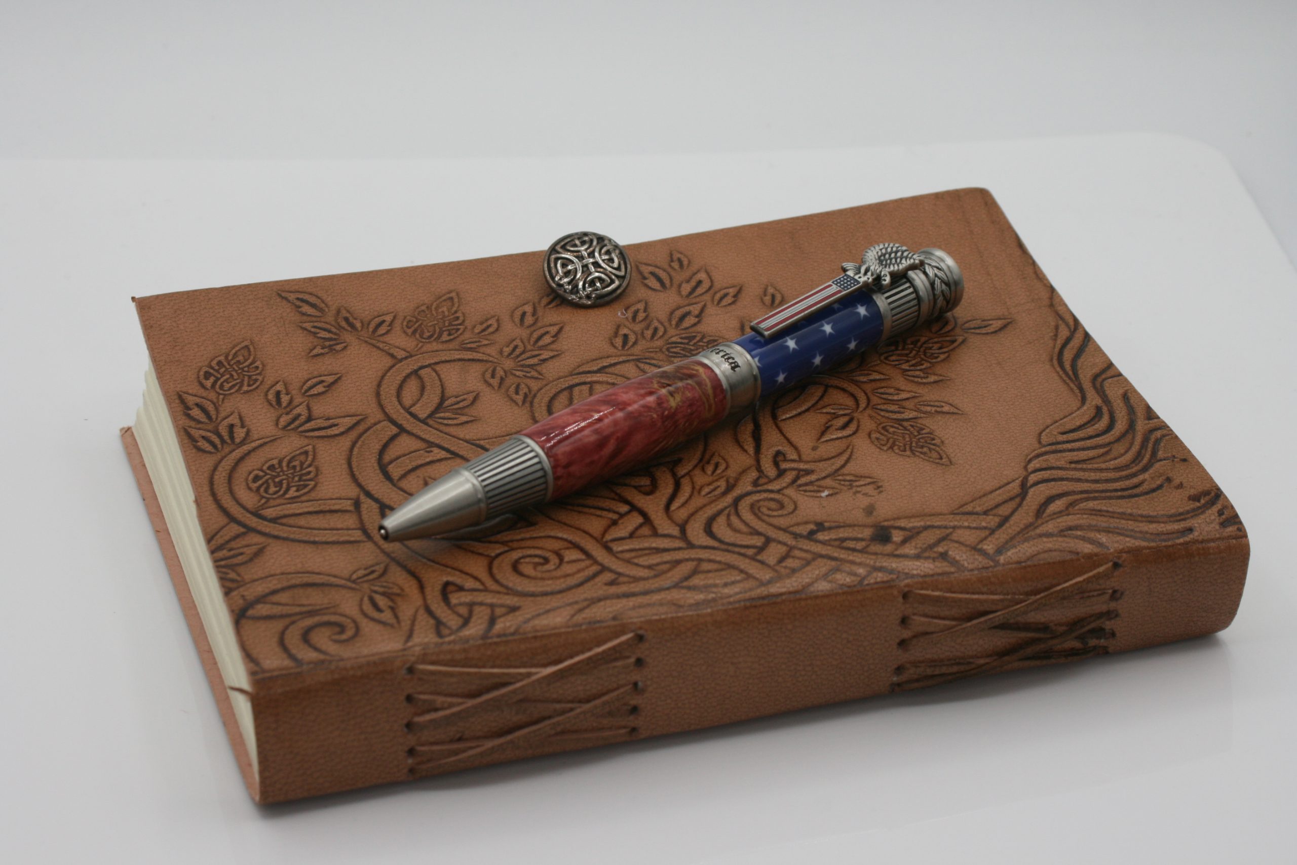 Vintage American Patriot Antique Tigerwood Oak Twist Pen - Image 4