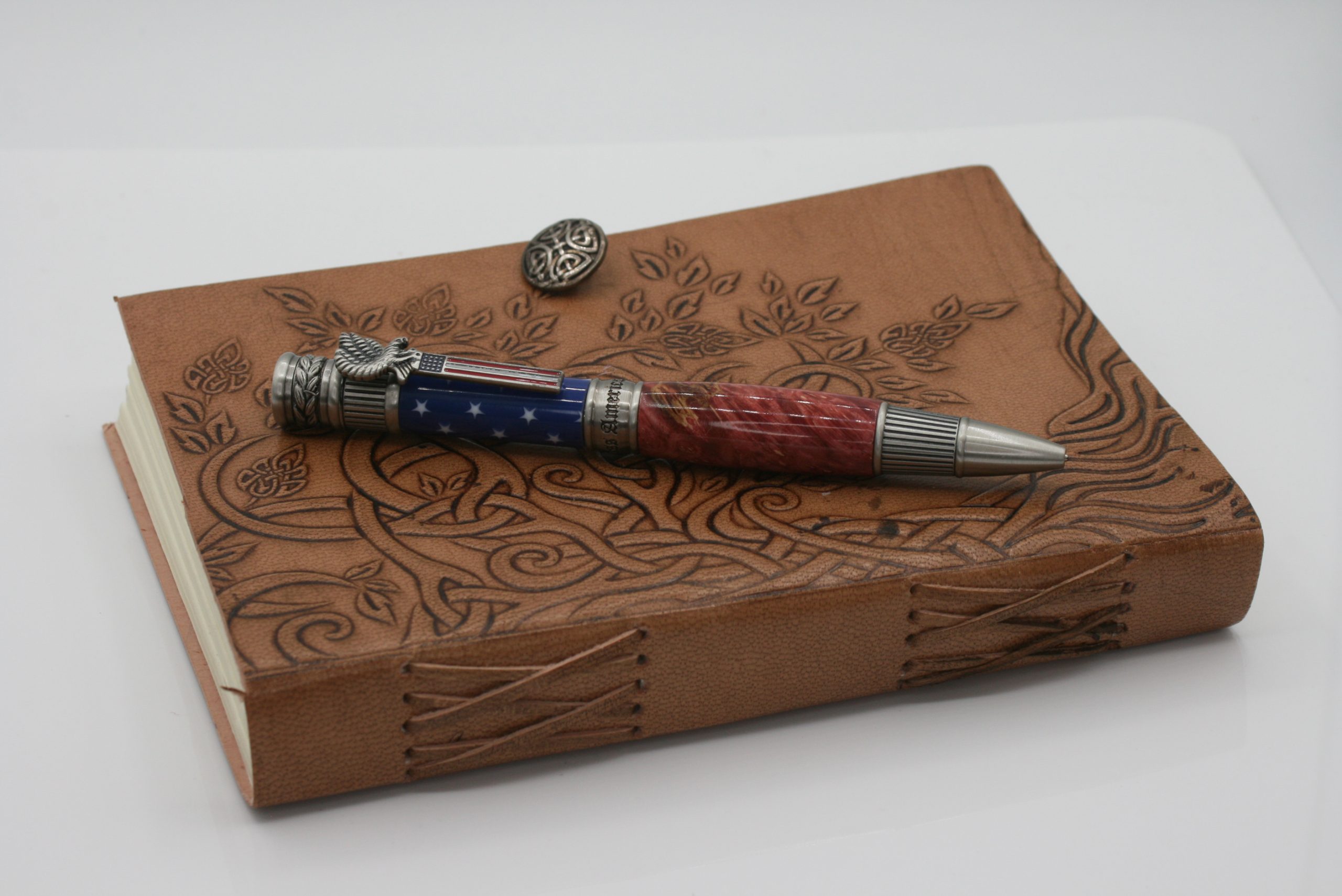 Vintage American Patriot Antique Tigerwood Oak Twist Pen - Image 5
