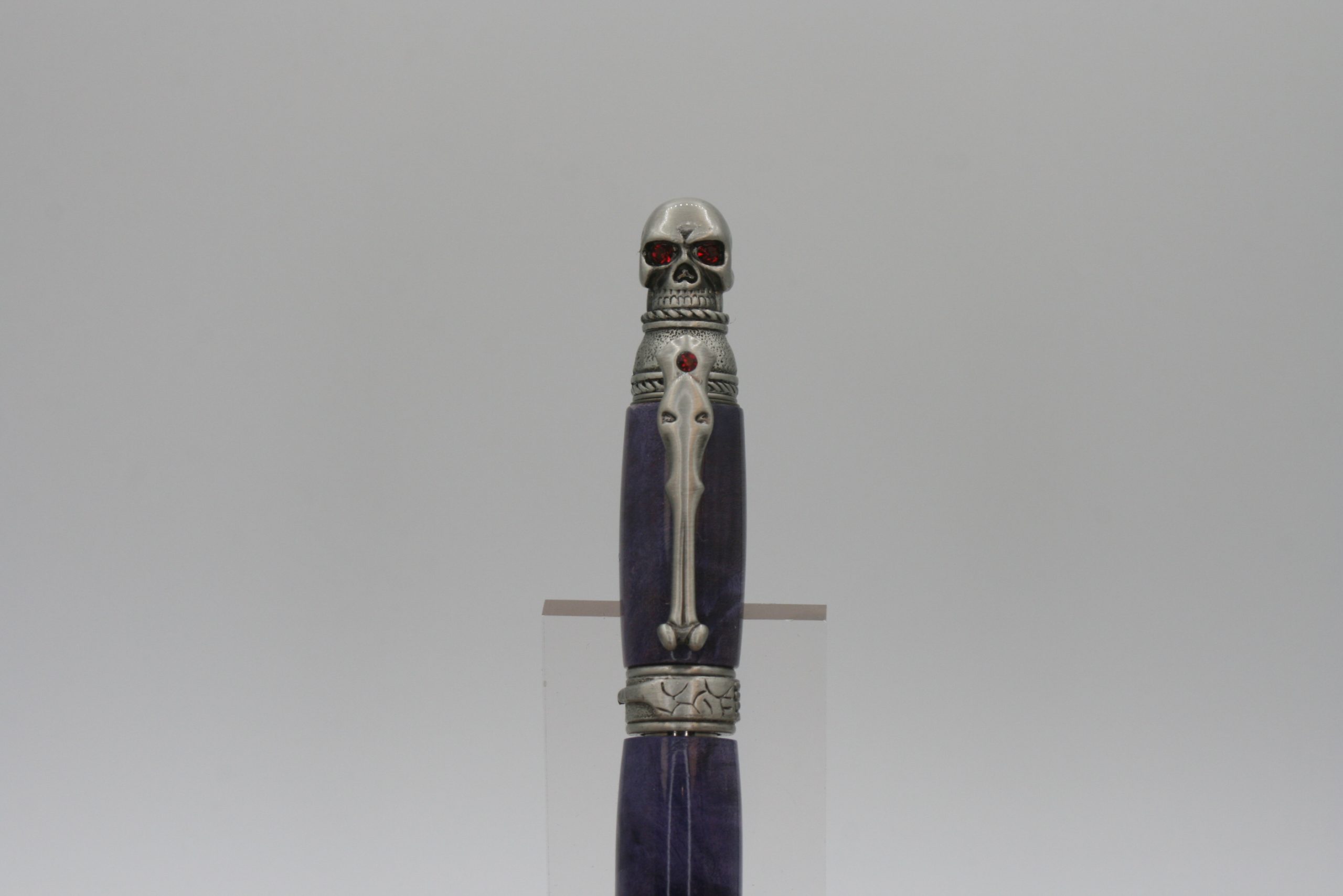 Skull Antique Pewter Twist Pen with Stabilized Box Elder – A Fierce, Gothic Writing Statement - Image 2